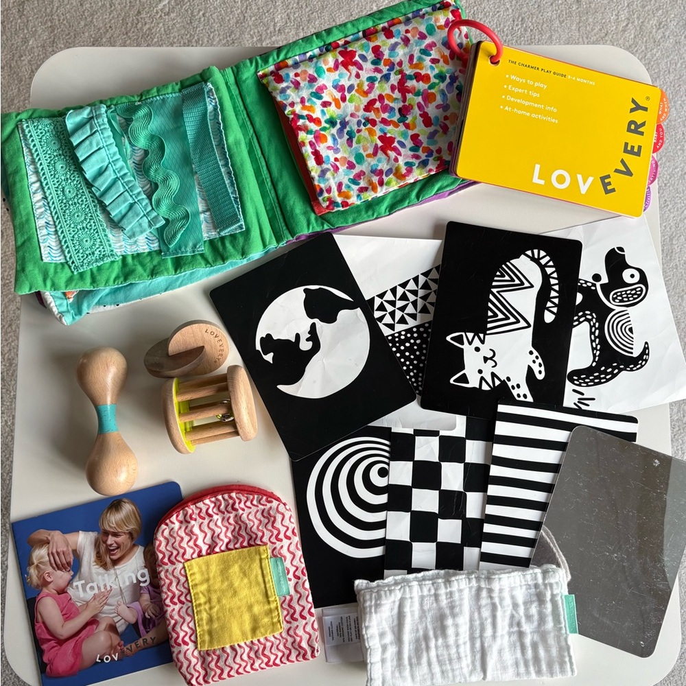 LOVEVERY Play Kit: The Charmer (3-4 Months)